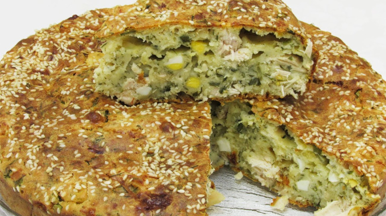 М’ясний пиріг на кефірі який зникає зі столу миттєво простий рецепт